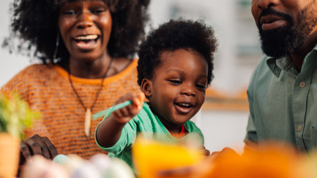 Feeding Your Toddler: Must-Have Products for the Weaning-to-Mealtime Transition