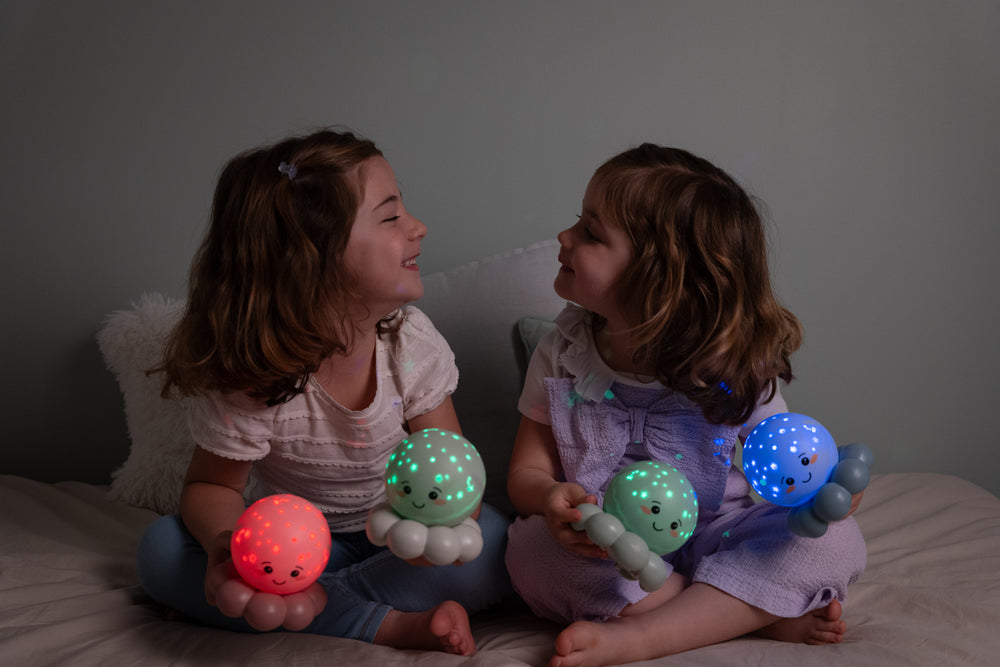 Cloud B Twinkles to Go Octo Nightlight Projector - Green