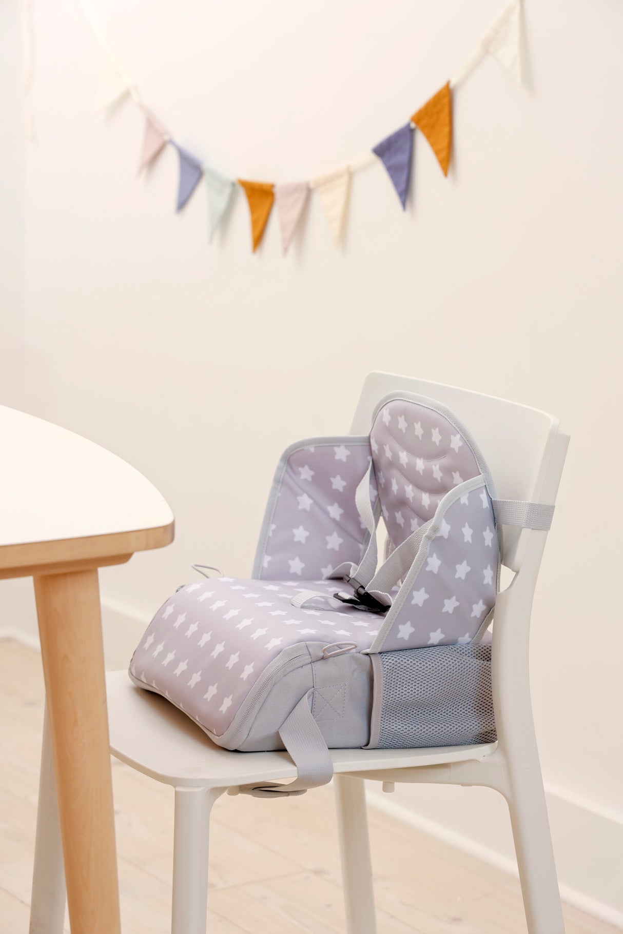 Baby to Love Travel Up Backpack Chair & Booster Seat - White Stars