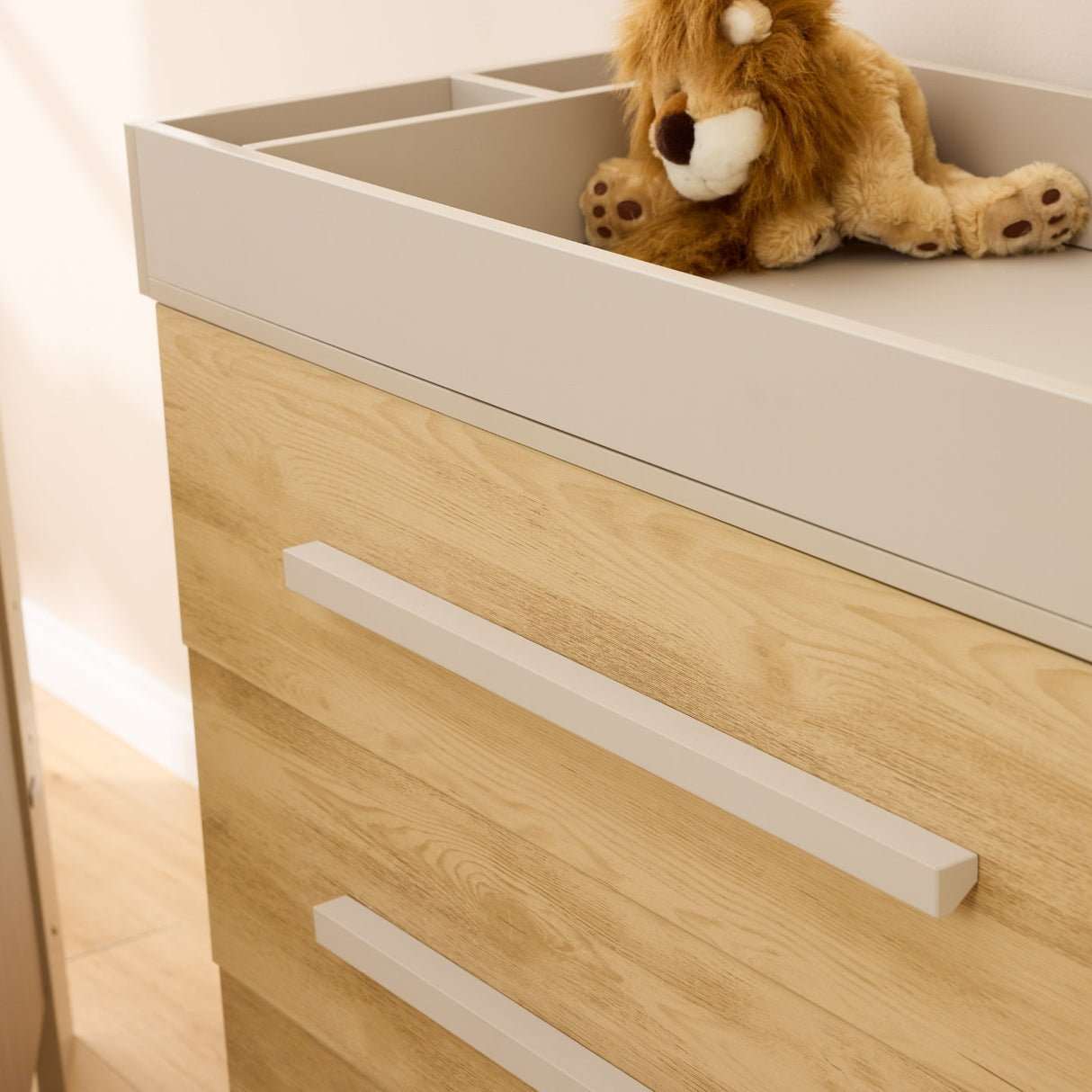 Tutti Bambini Hallee Dresser / Chest Changer - Golden Oak & Mushroom