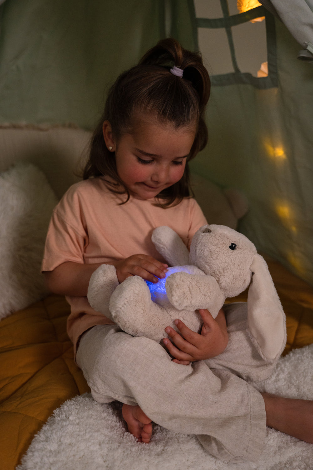 Cloud B LoveLight Nightlight Buddies - Billy Bunny