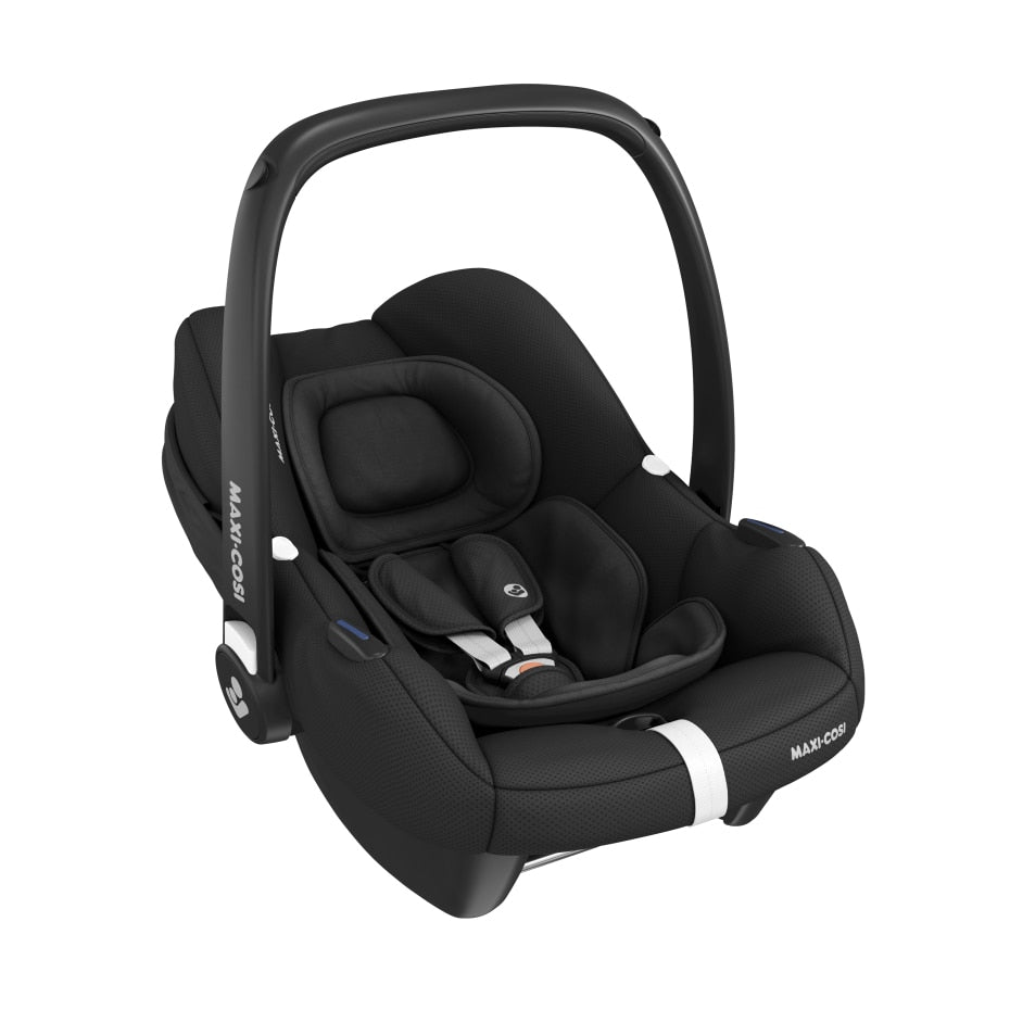 Maxi Cosi Cabriofix i-Size Infant Car Seat and ISOFIX Base - Essential Black