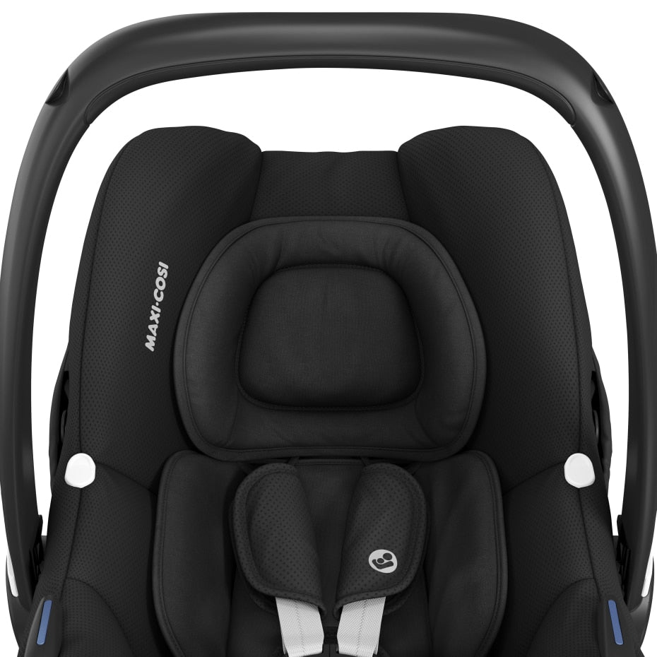 Maxi Cosi Cabriofix i-Size Infant Car Seat and ISOFIX Base - Essential Black