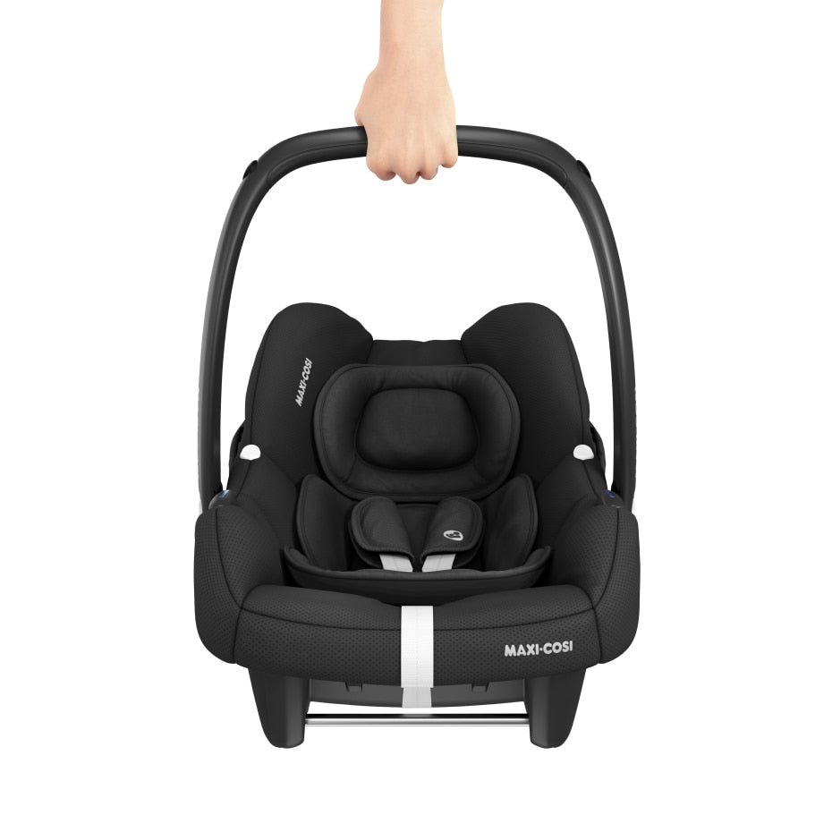 Maxi Cosi Cabriofix i-Size Infant Car Seat and ISOFIX Base - Essential Black