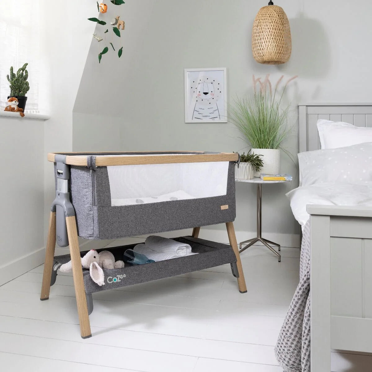 Tutti Bambini Cozee Air Bedside Crib - Oak & Charcoal
