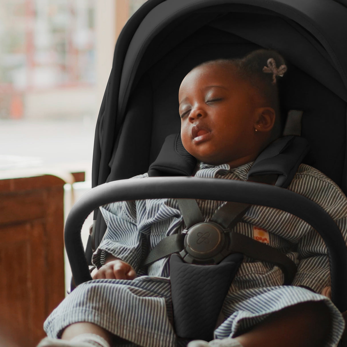 Silver Cross Cove Ultimate Travel System with Glide Plus 360 and ISOFIX Base - Onyx