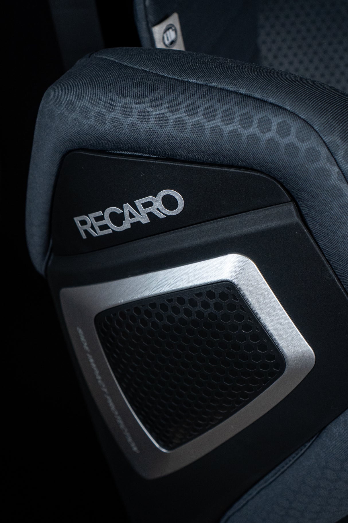 Recaro AXION 1 High Back Booster - Gallant Grey