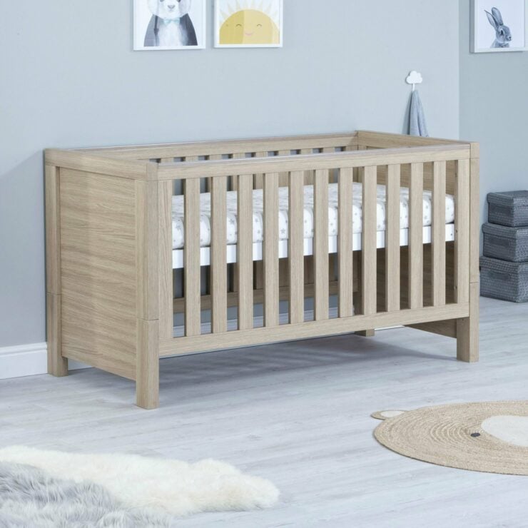 Babymore Luno 2 Piece Nursery Furniture Set with Cot Bed & Dresser - Oak