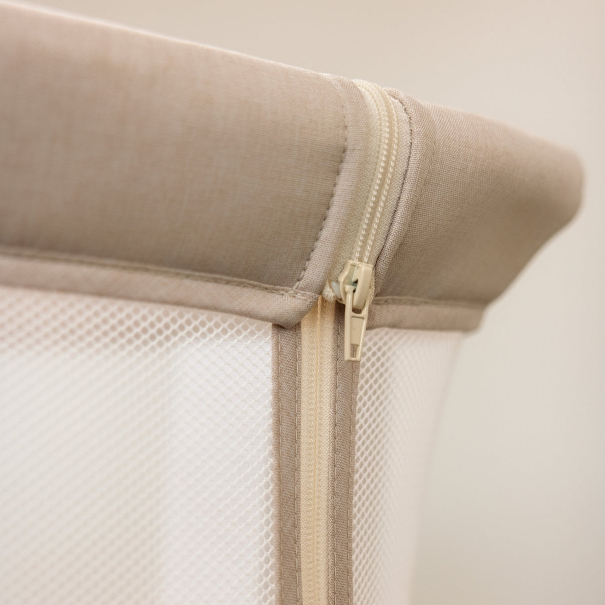 Obaby Cloud Bedside Crib - Oatmeal