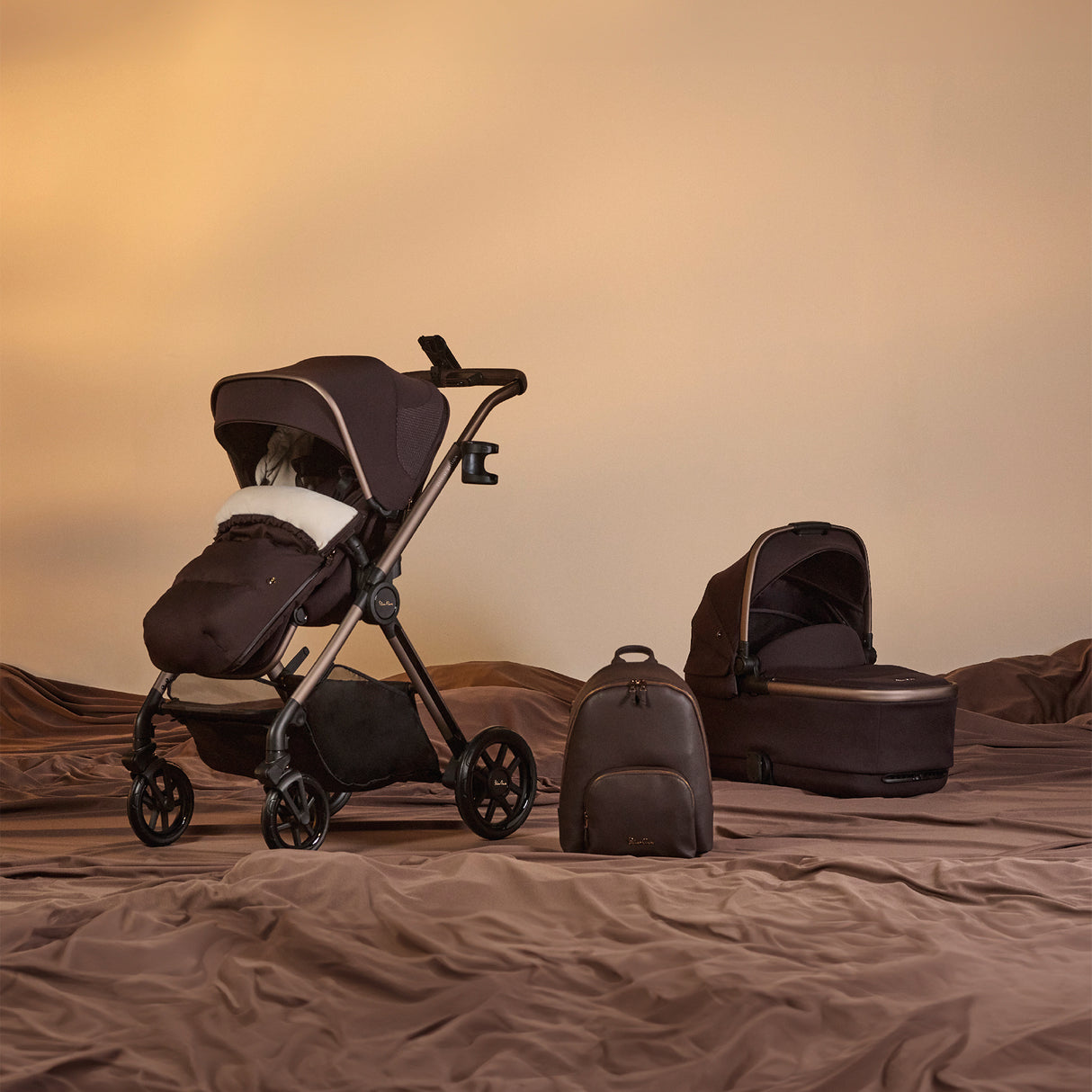 Silver Cross Reef 2 Special Edition Ultimate Travel System Bundle with Dream Car Seat and Motion 2 Car Seat - Ganache