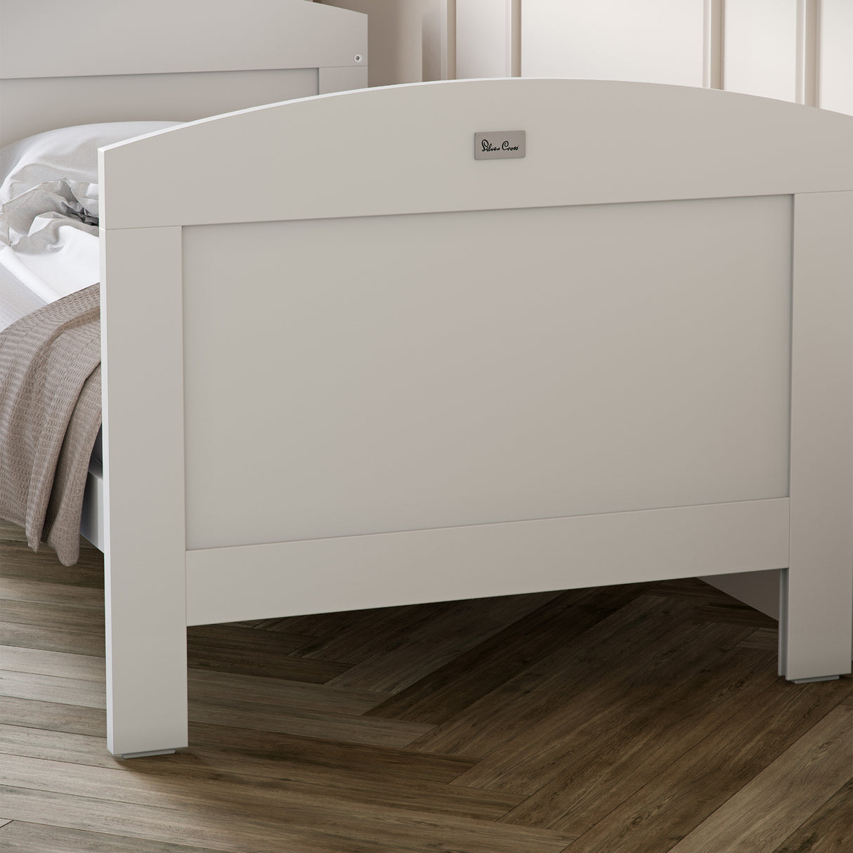 Silver Cross Valencia Cot Bed