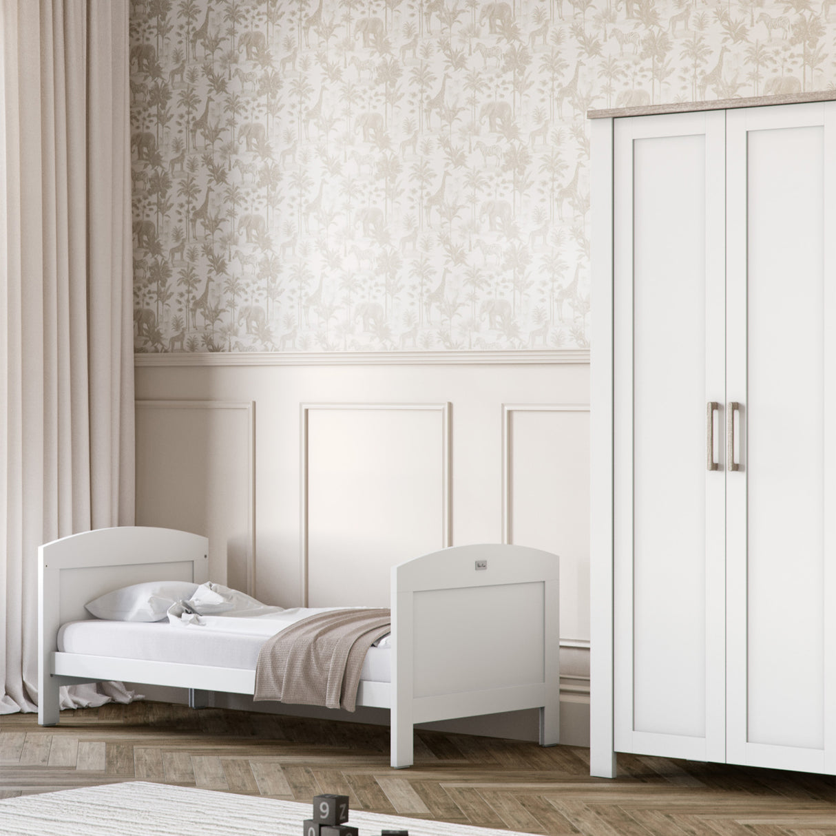 Silver Cross Valencia 2 Piece Nursery Furniture Set with Cot Bed and Wardrobe