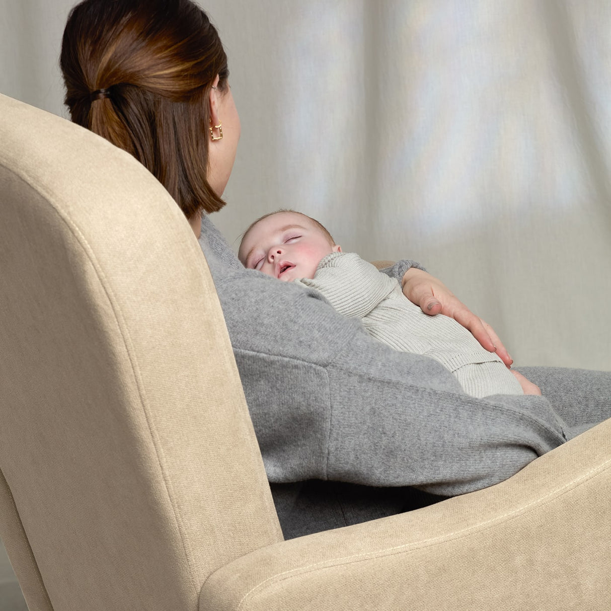 Silver Cross Seville 3 Piece Nursery Furniture Set & Carmel Nursing Chair