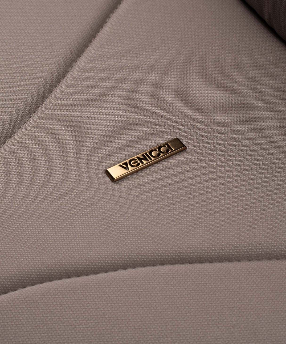 Venicci Claro 2 in 1 Pushchair Bundle with Accessories - Almond