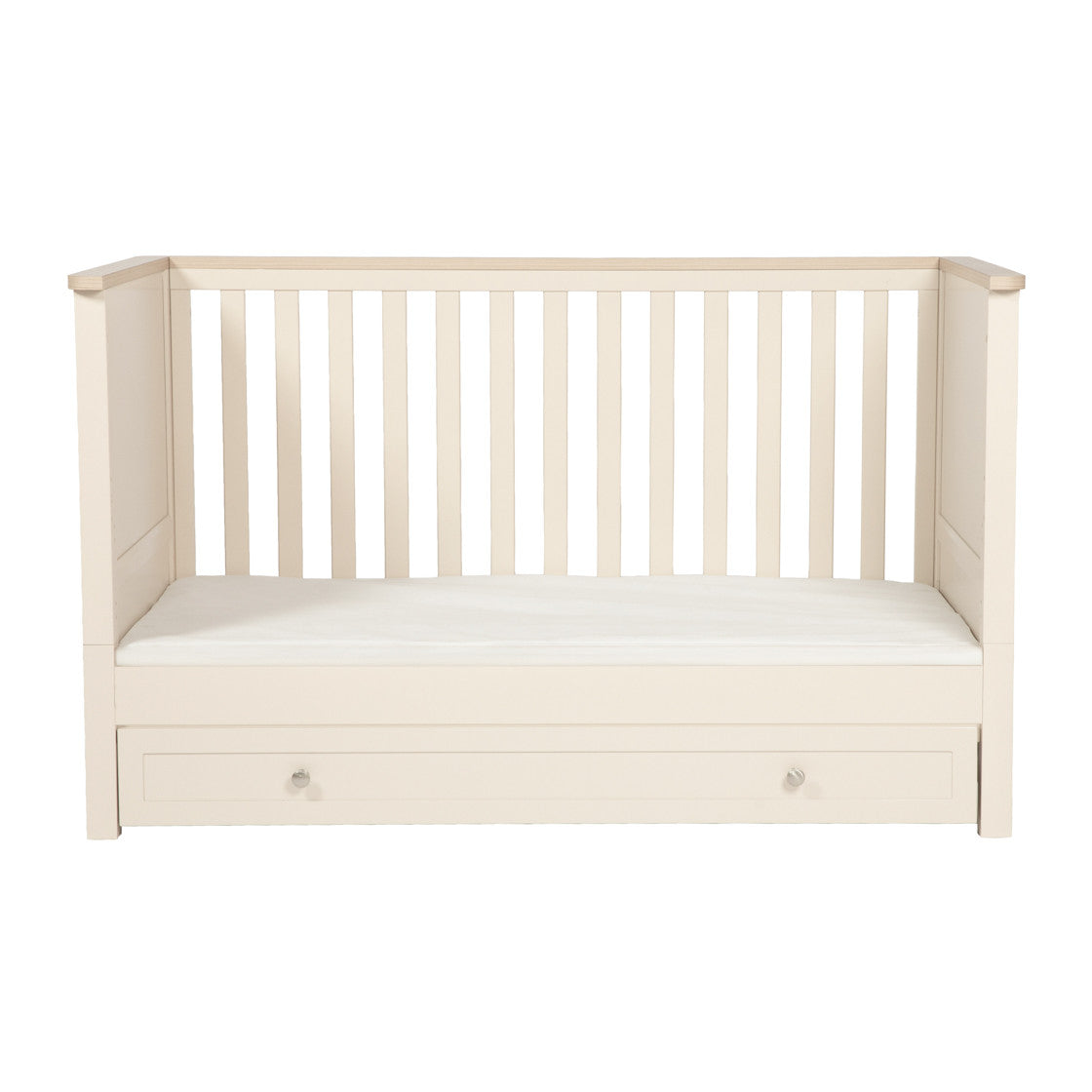 Bebe & Beyond Wandered Cot Bed & Dresser 2 Piece Nursery Furniture Set - Cashmere & Oak 17