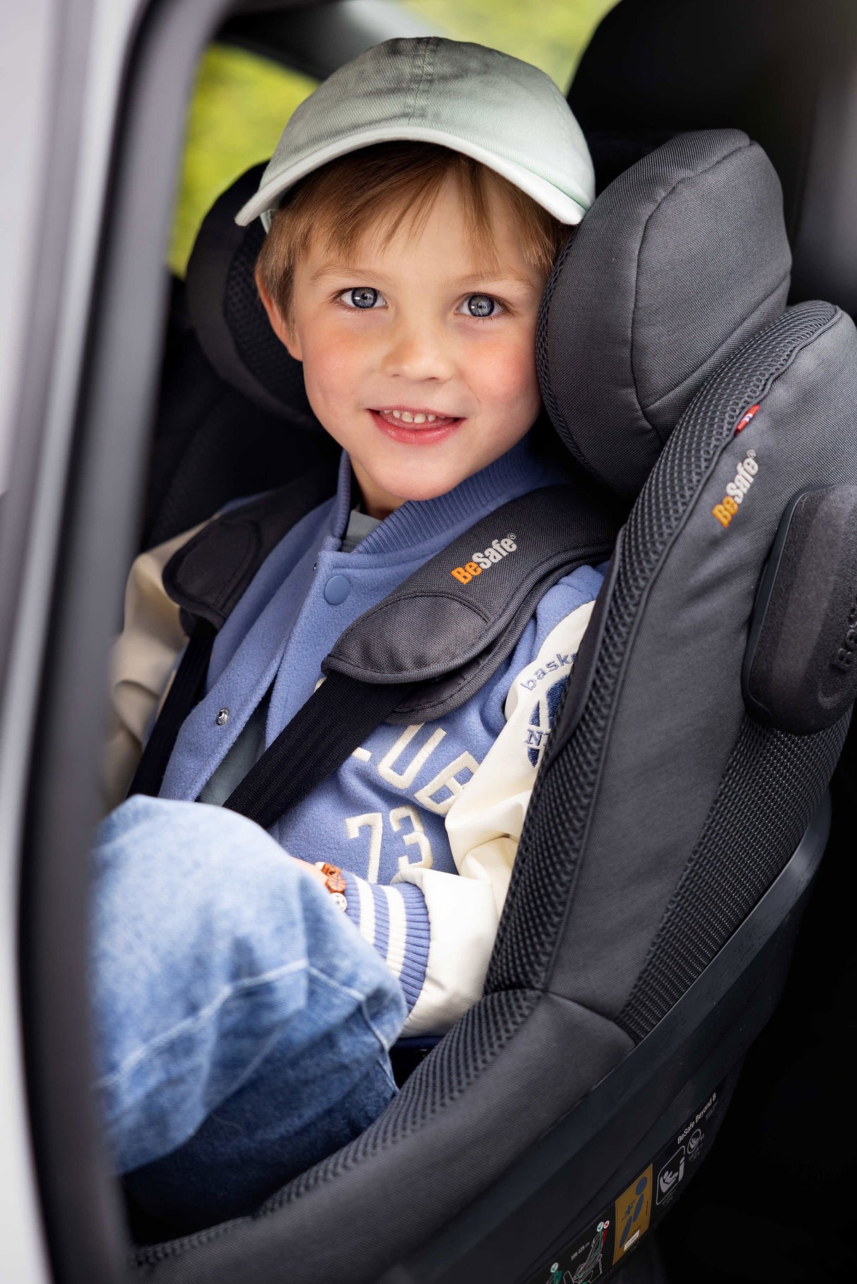 BeSafe Beyond 2 Car Seat - Anthracite Mesh