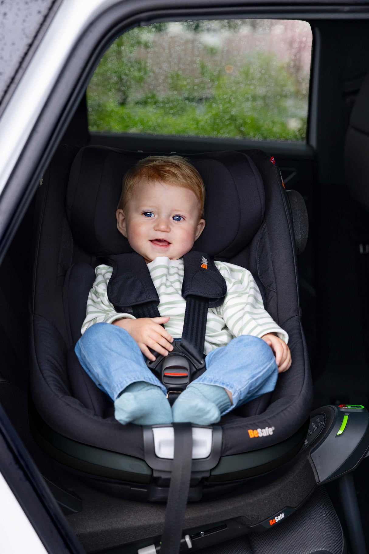 BeSafe Beyond 2 Car Seat - Fresh Black Cab