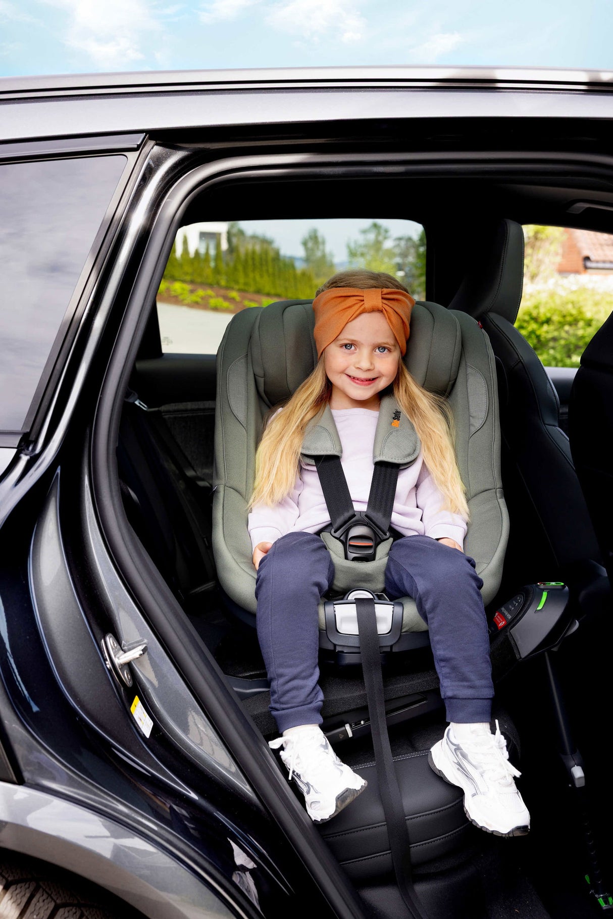 BeSafe Beyond 2 Car Seat - Meadow Green Soft Breeze