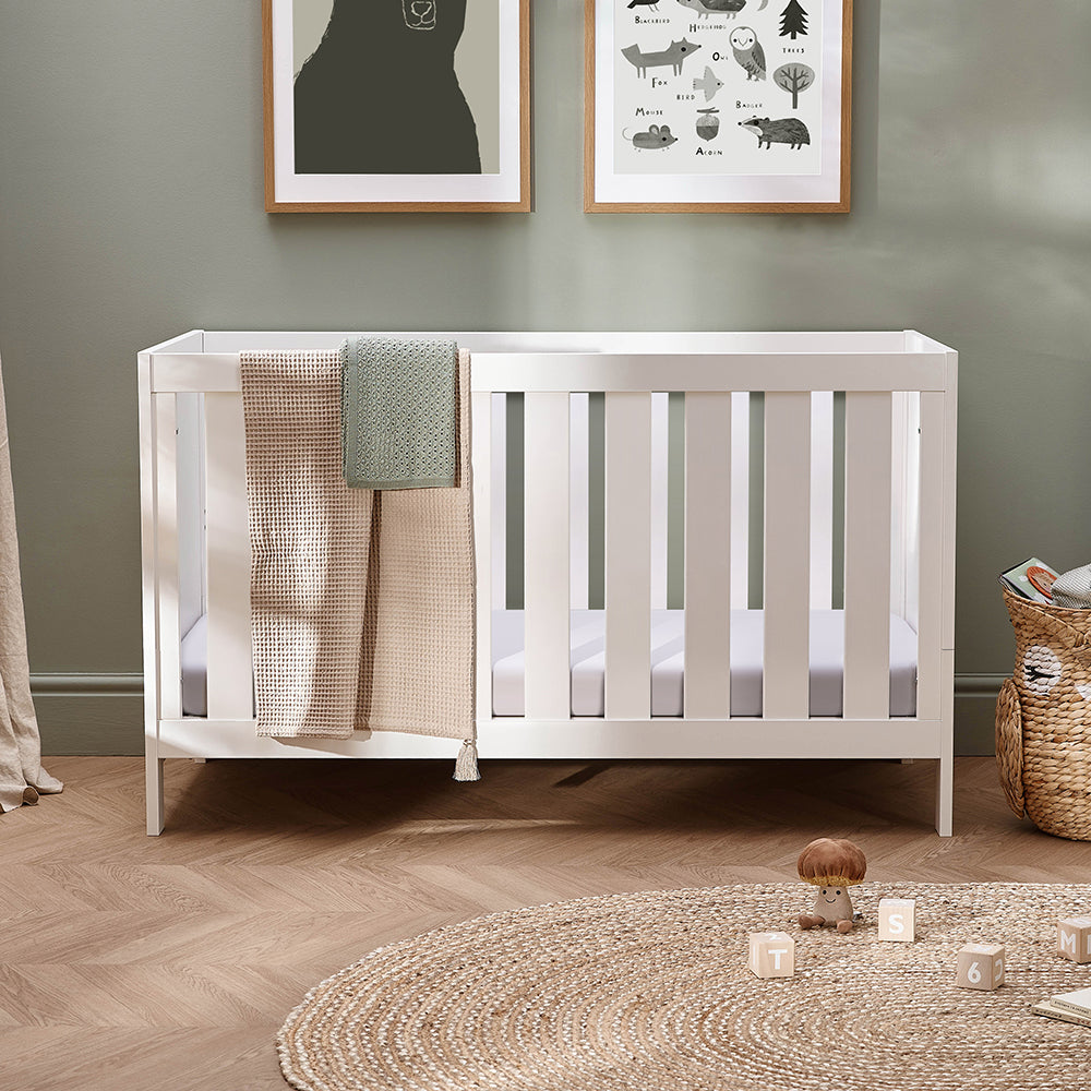 Silver Cross Bromley 2 Piece Nursery Furniture Set with Convertible Cot Bed to Toddler Bed & Dresser - White
