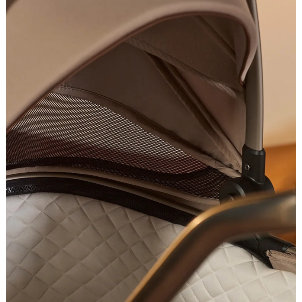 Silver Cross Reef 2 Special Edition Ultimate Travel System Bundle with Dream Car Seat and ISOFIX Base - Frappe