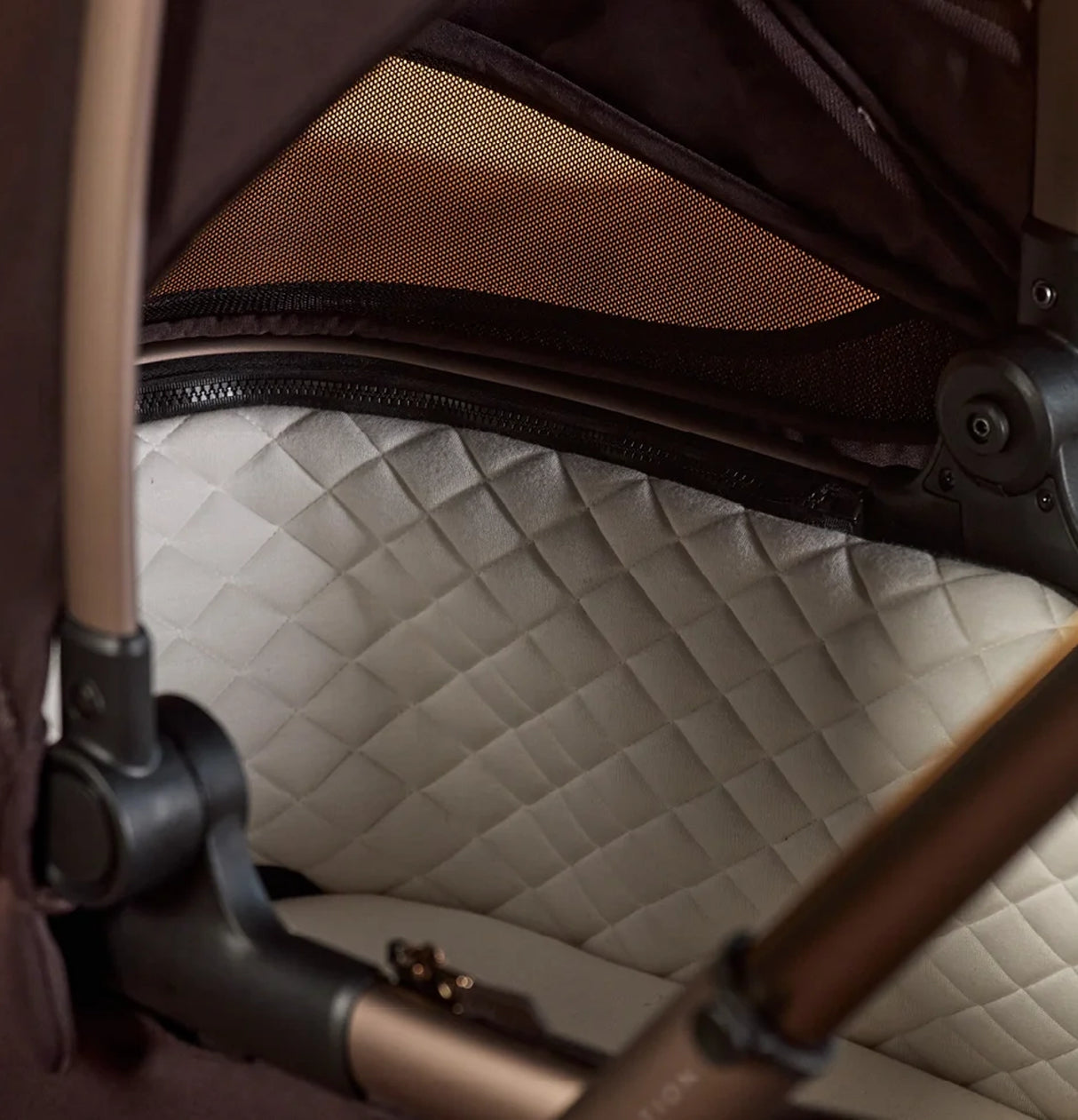 Silver Cross Reef 2 Special Edition Ultimate Travel System Bundle with Dream Car Seat and Motion 2 Car Seat - Ganache