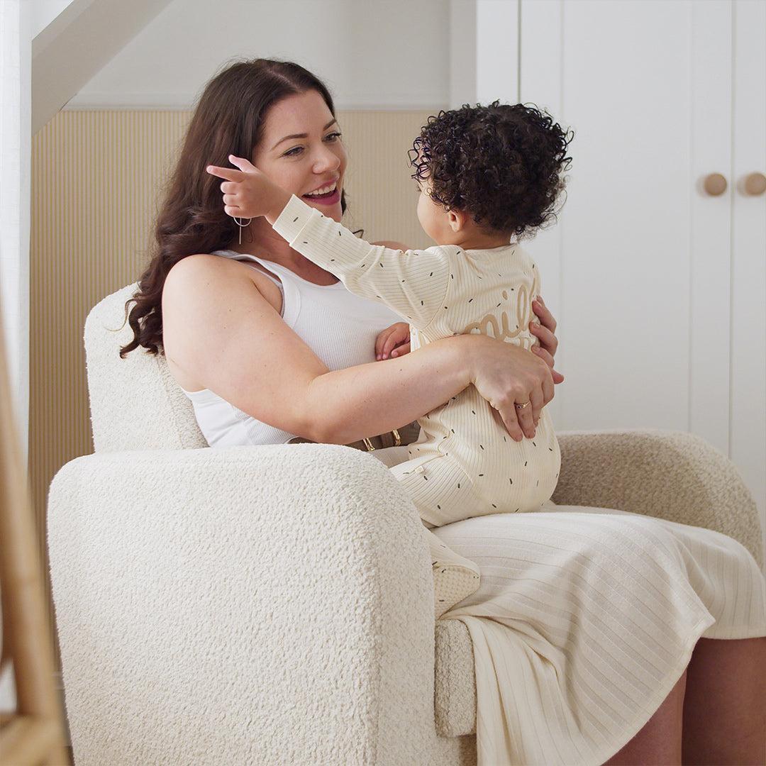 Cuddle Co Etta Nursing Chair - Boucle Off White