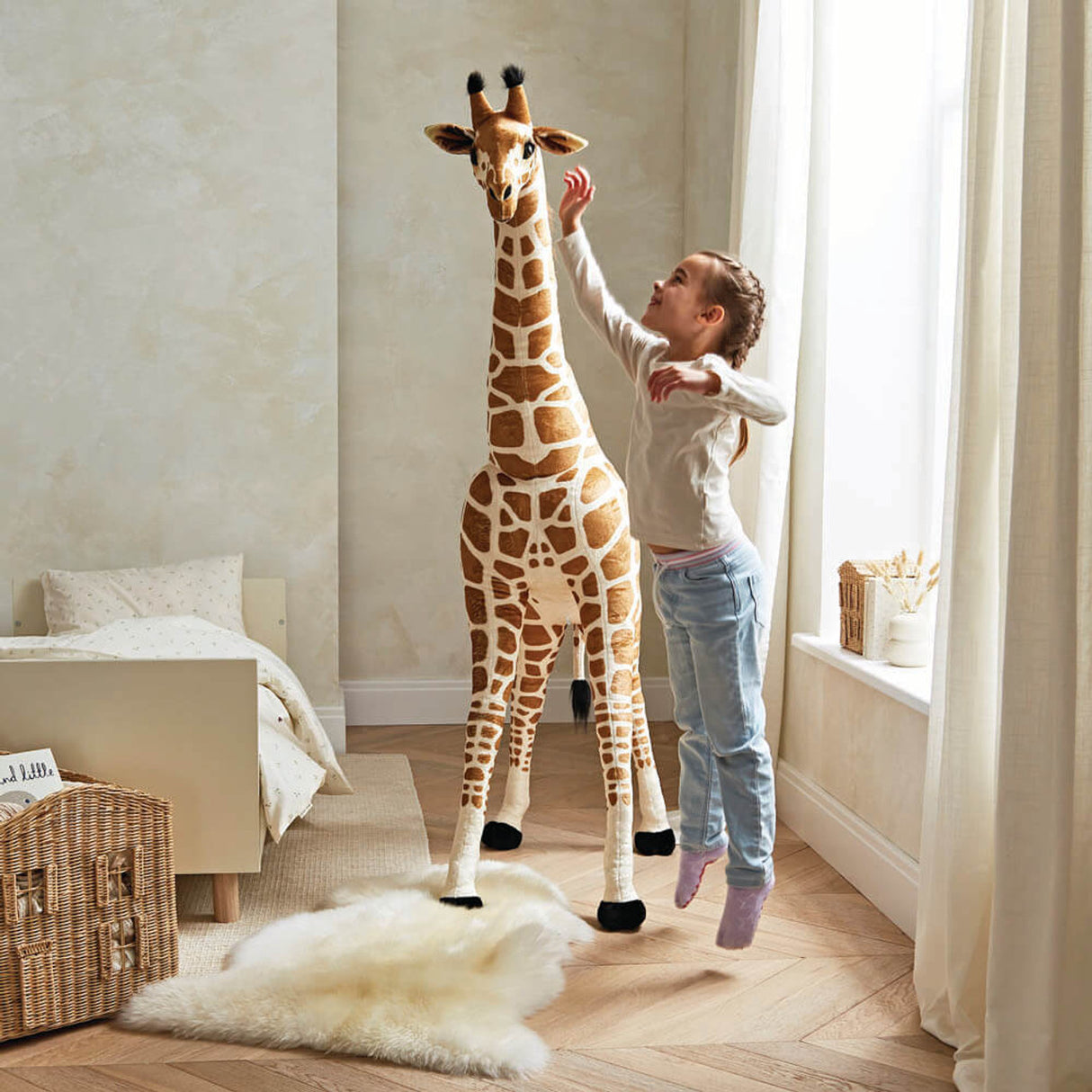 CuddleCo Medium Standing Giraffe - 135cm