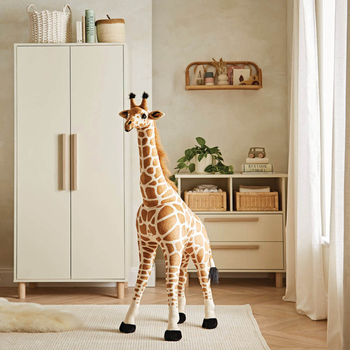 CuddleCo Medium Standing Giraffe - 135cm