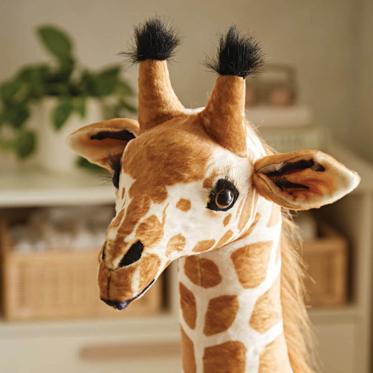 CuddleCo Medium Standing Giraffe - 135cm