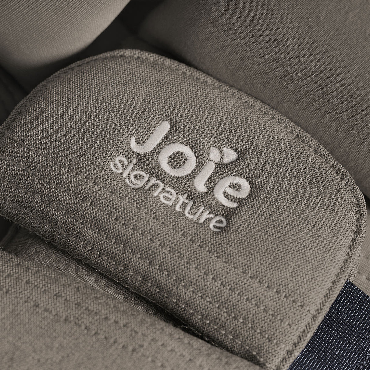 Joie i-Level Pro Signature Car Seat - Maple