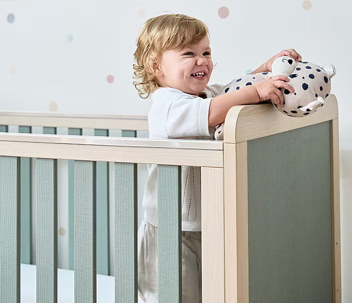 Tutti Bambini Kuba Cot Bed - Golden Oak & Sage Weave