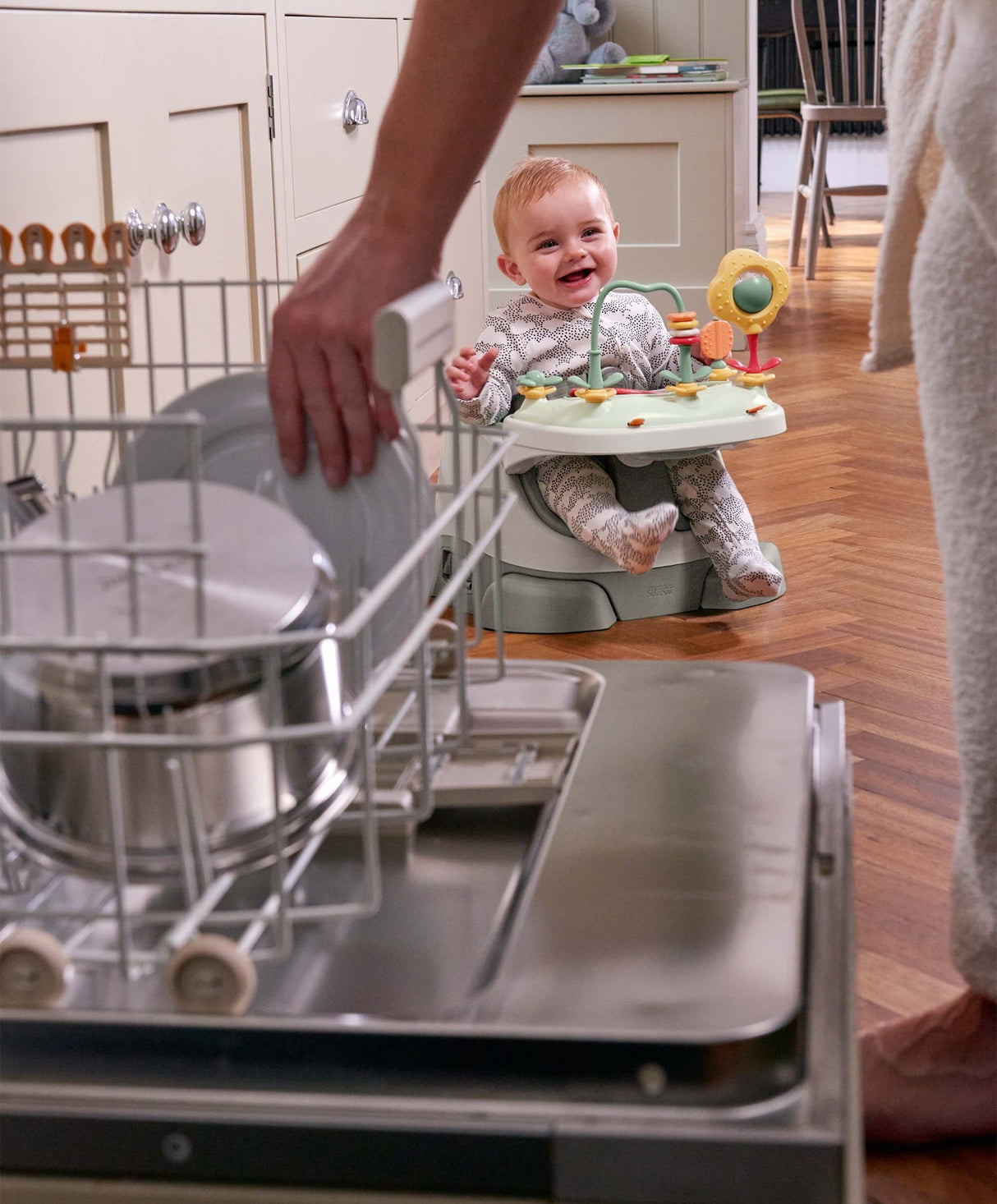Mamas & Papas Baby Bug 3-in-1 Floor & Booster Seat with Activity Tray - Pebble Grey