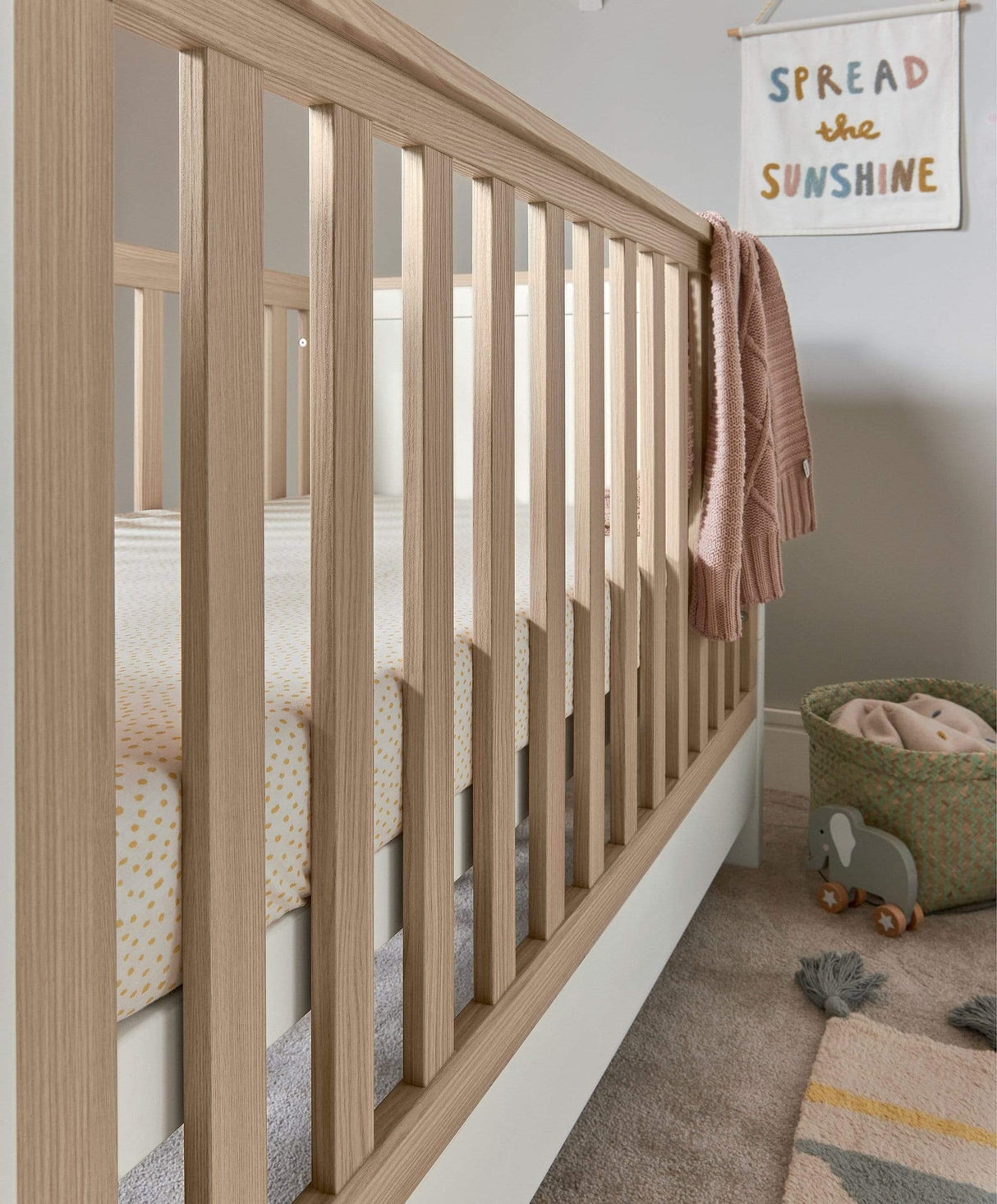 Mamas & Papas Harwell Cot Bed - White / Natural