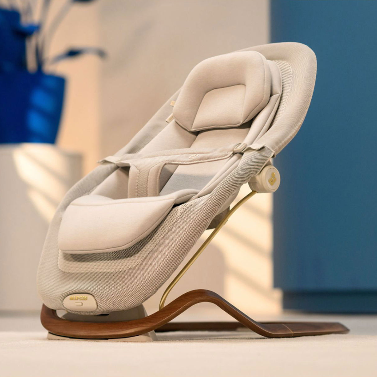 Maxi Cosi Dove Pro Baby Bouncer - Elegance Bronze
