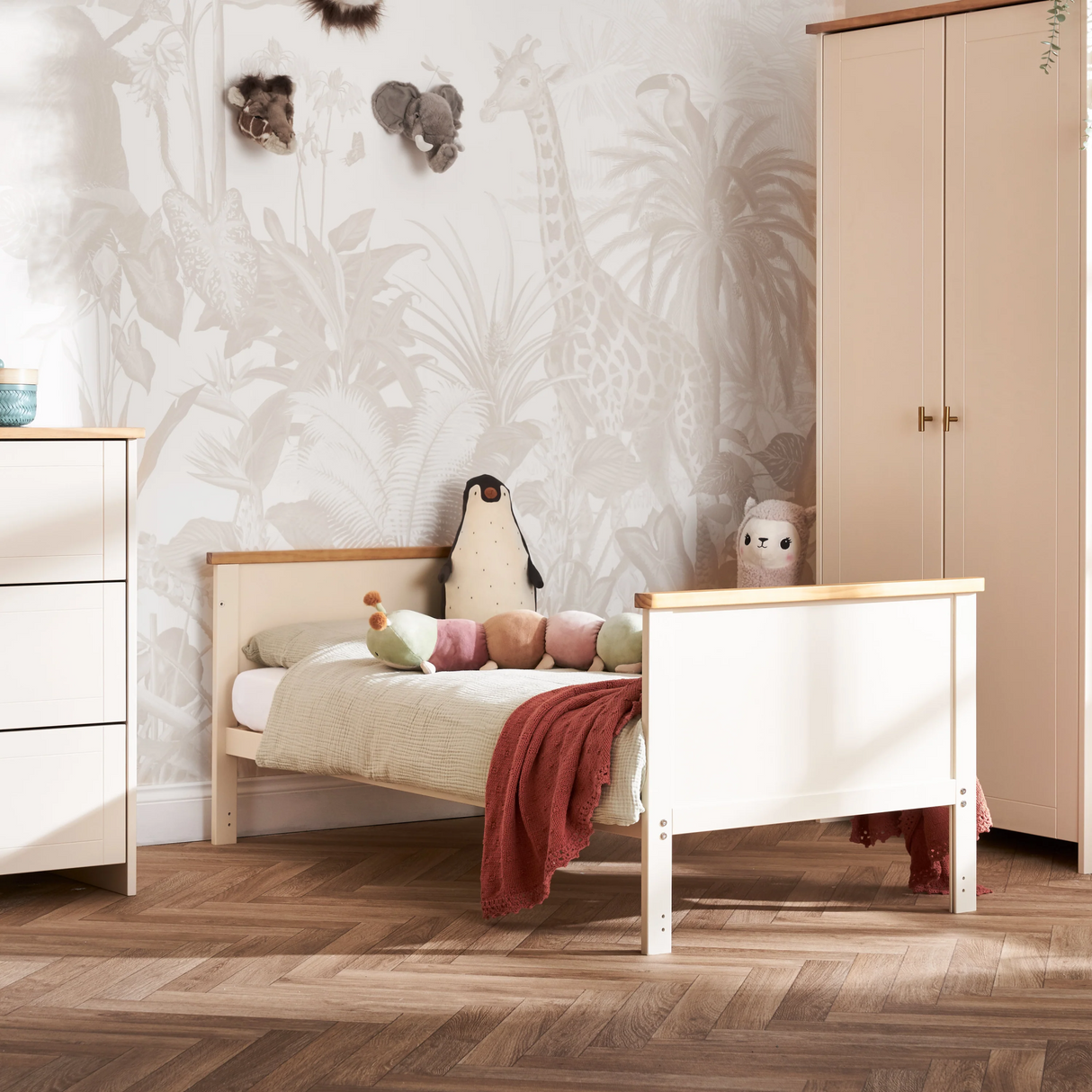 OBABY Evie 140 x 70cm Cot Bed - Cashmere 2