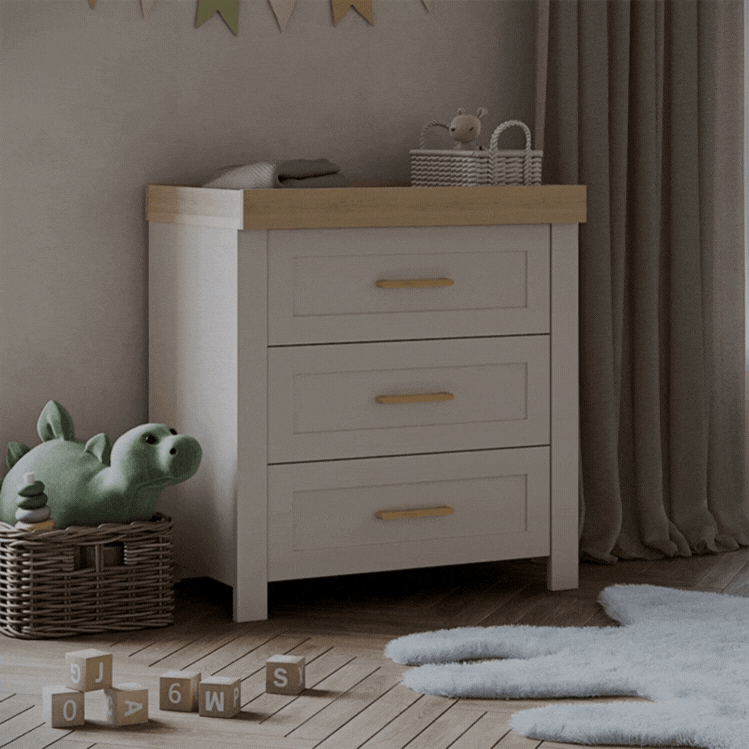 Silver Cross Seville Nursery Dresser / Changing Unit - Cashmere Oak