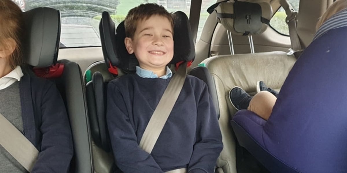 hifold fitandfold high back booster seat Review Pushchair Expert