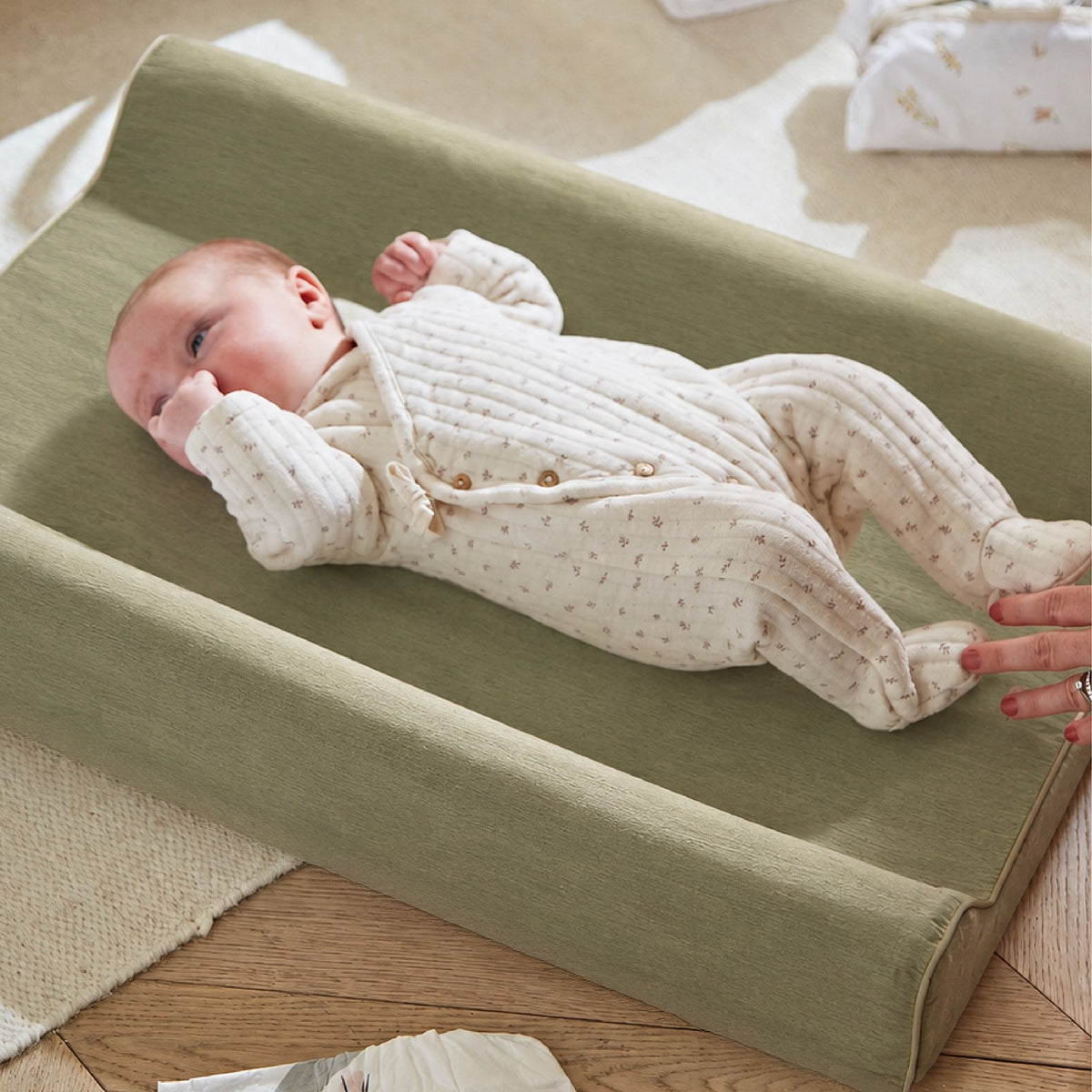 CuddleCo Wedge Muslin Changing Mat - Olive Green