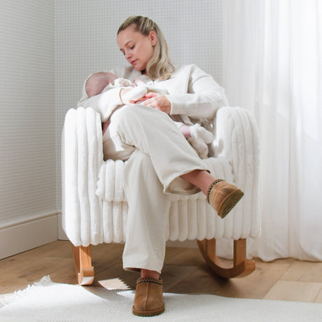 Cuddle Co Etta Faux Fur Nursing Chair - Cream