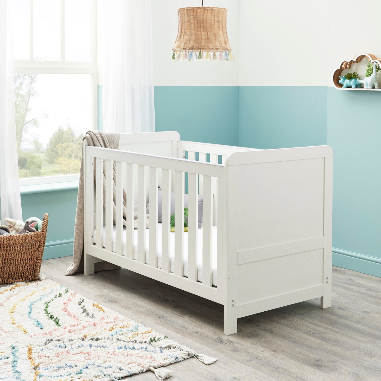 Babymore Caro Cot Bed - White Wash