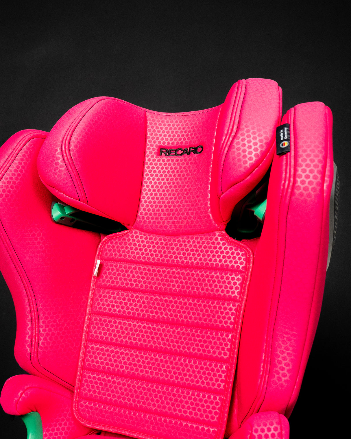 Recaro AXION 1 High Back Booster - Wow Pink