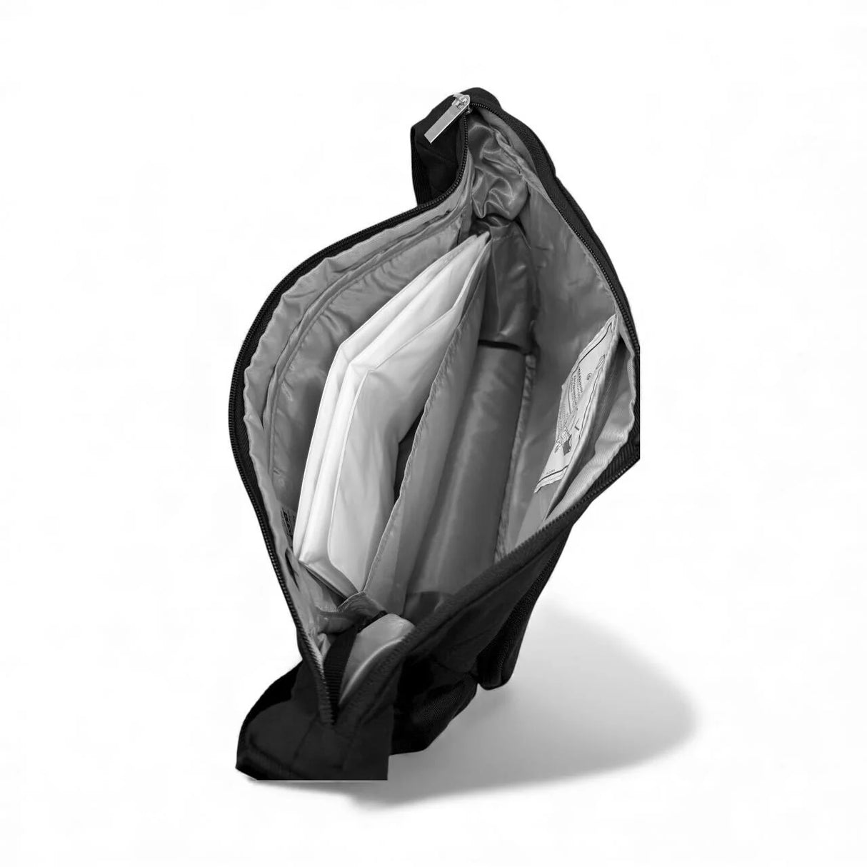 Doona Essentials Bag - Black
