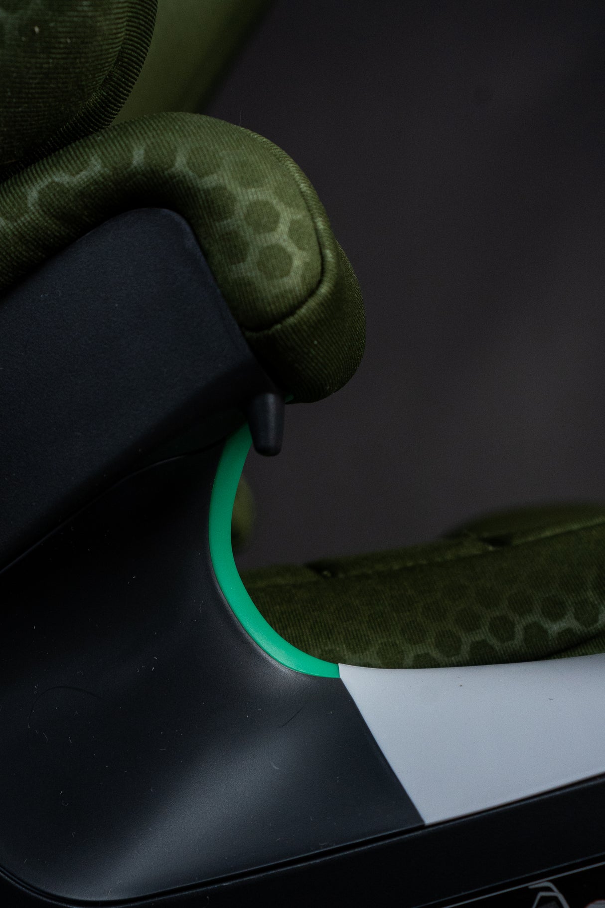 Recaro AXION 1 High Back Booster - Epic Green