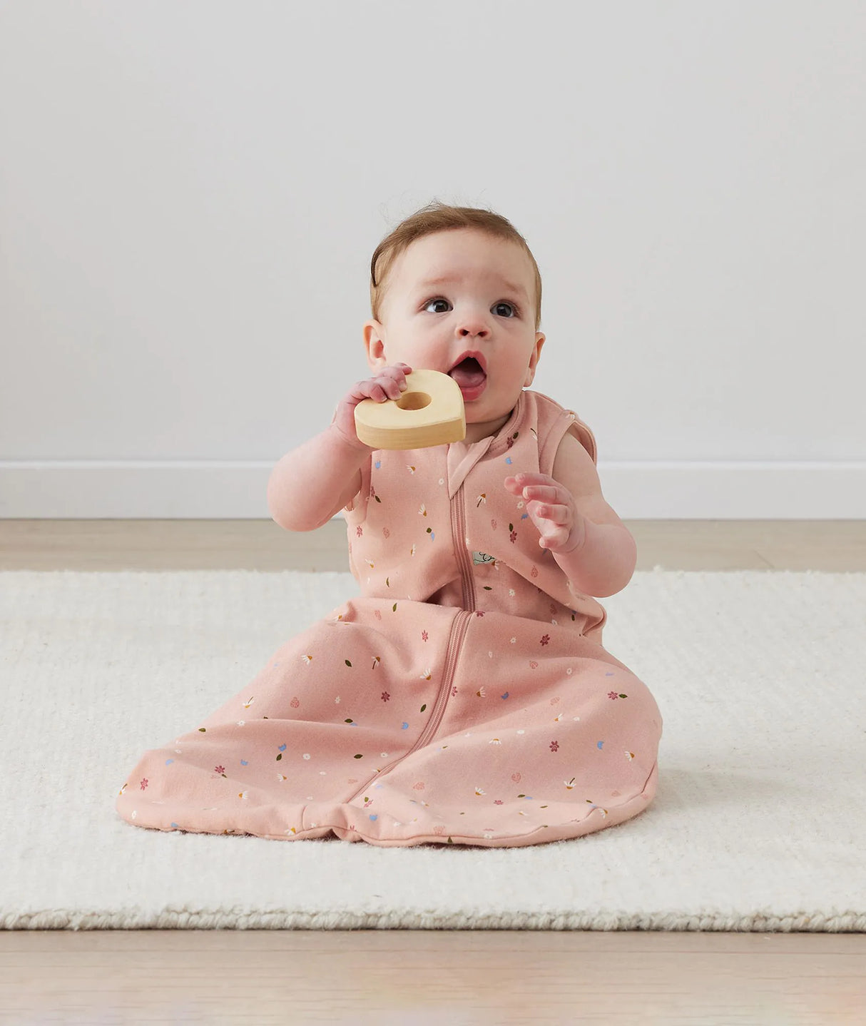 ergoPouch Organic All Year Jersey Sleeping Bag | 1.0 Tog | 8-24 Months - Daisies