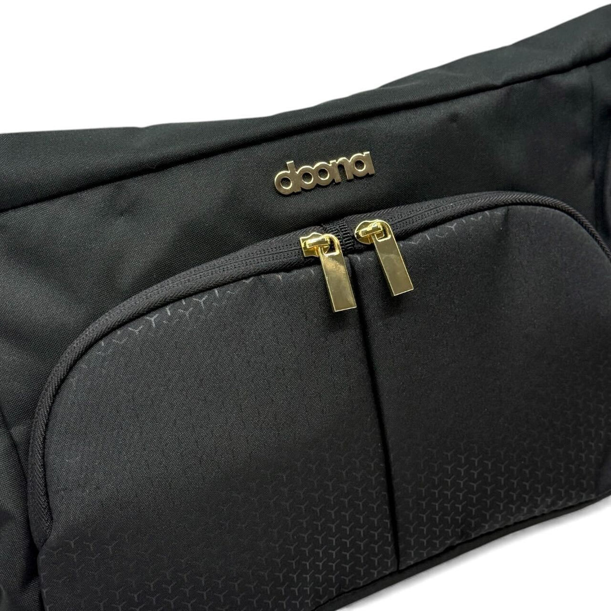 Doona Essentials Bag - Black & Gold