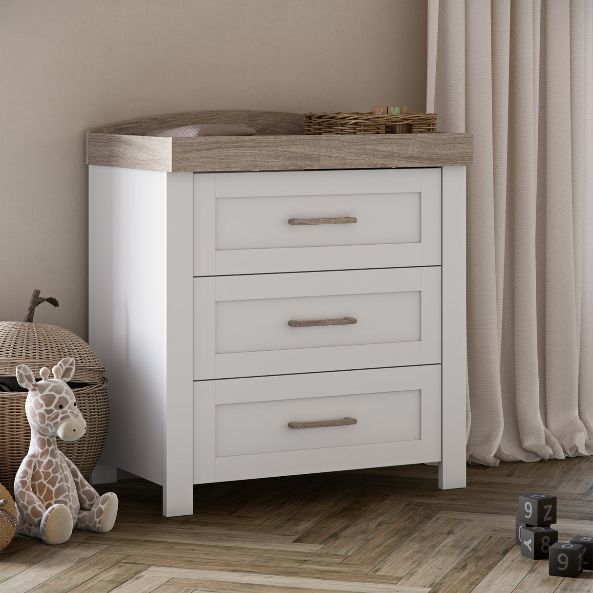 Silver Cross Valencia 2 Piece Nursery Furniture Set with Cot Bed and Dresser