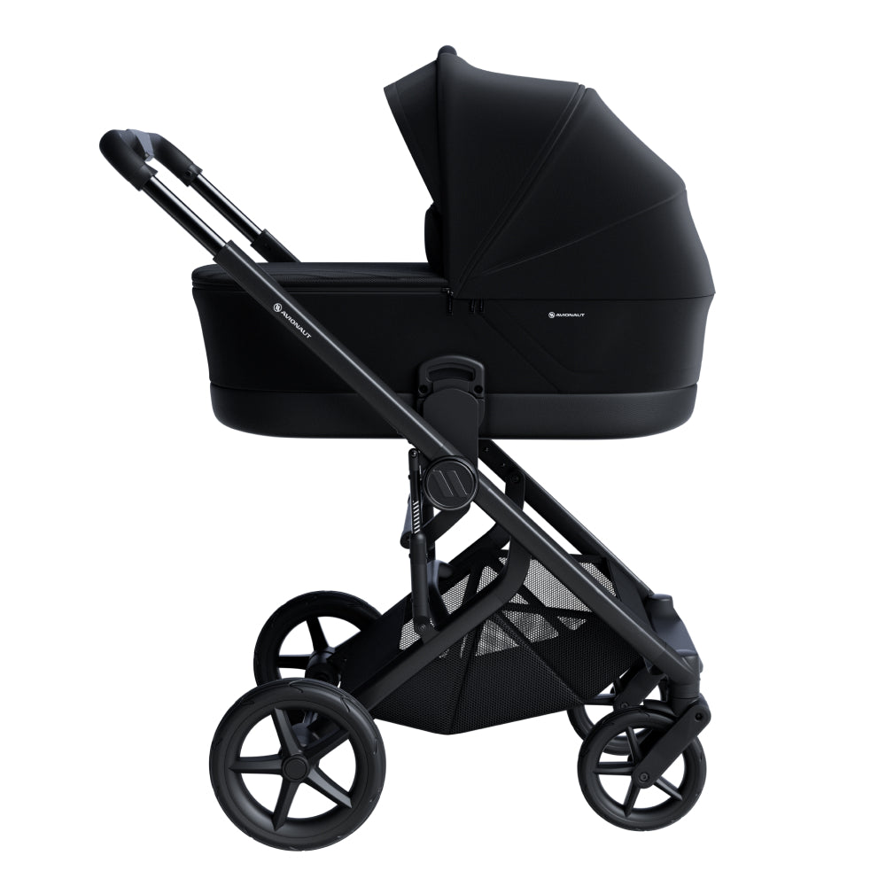 Avionaut Sirius 2 Pushchair and Carrycot Bundle - Black