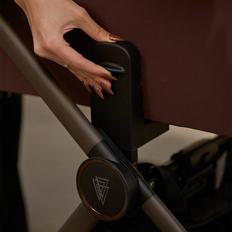 Venicci Upline 2 Special Edition Travel System with Accessories, Tiago Car Seat & ISOFIX Base - Burgundy