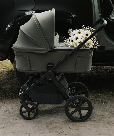 Hunter x Venicci Special Edition Upline 3 Travel System | Ultimate Bundle 4 in 1 Plus - Dark Olive