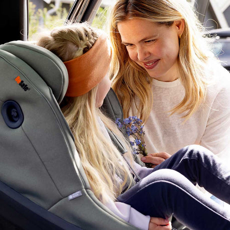 BeSafe Beyond 2 360 Car Seat - Black Soft Breeze